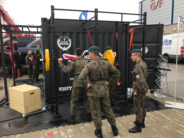 Military fitness containers attracted Bundeswehr and U.S. Pat. Army